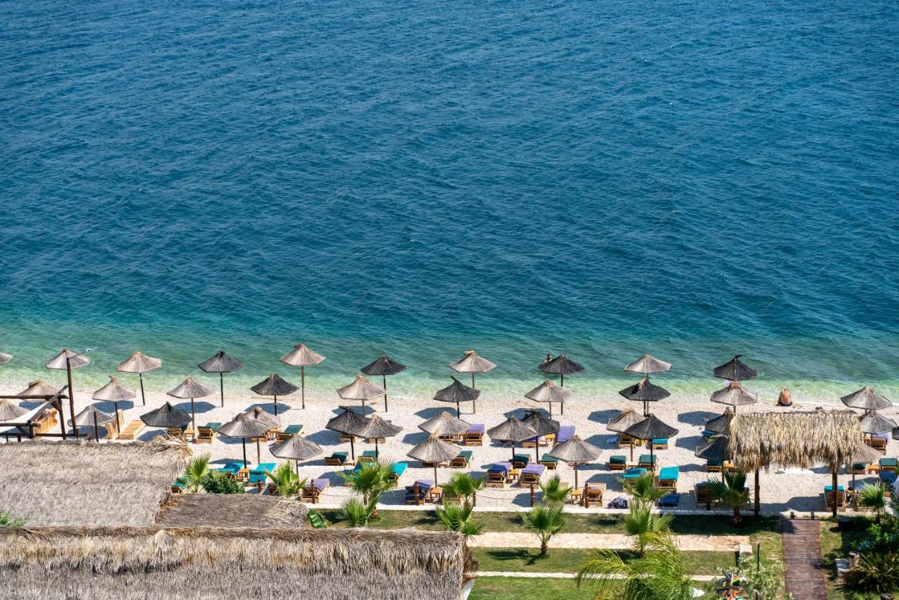 Limani Luxury Apartments Beachfront Sarandë Exteriör bild